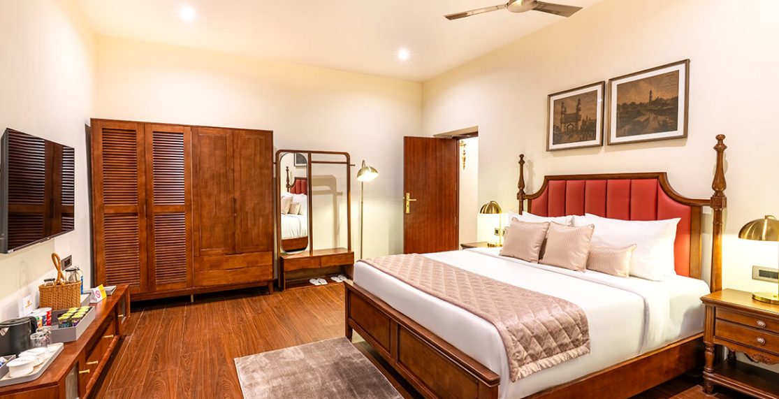 Windsor Suite Room