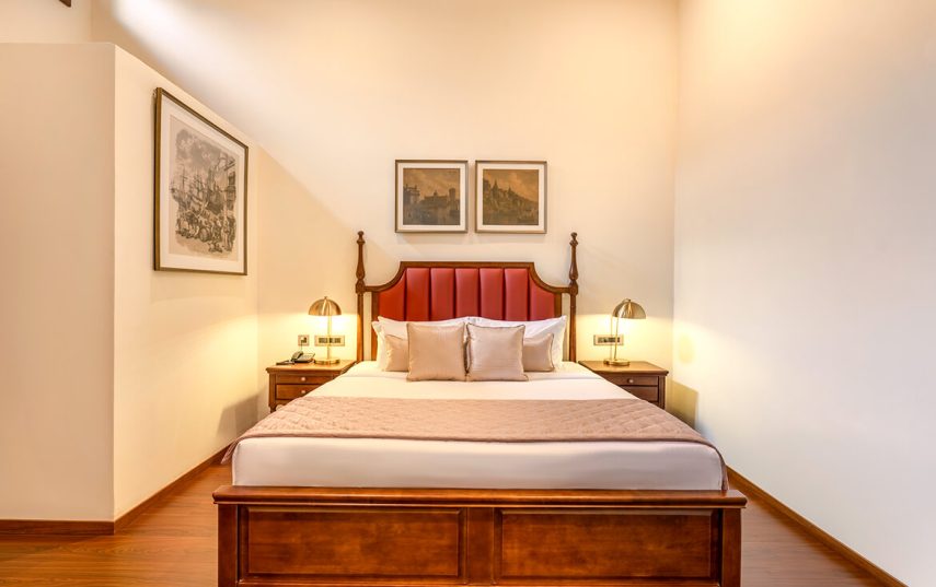 grand windsor tudor suite room