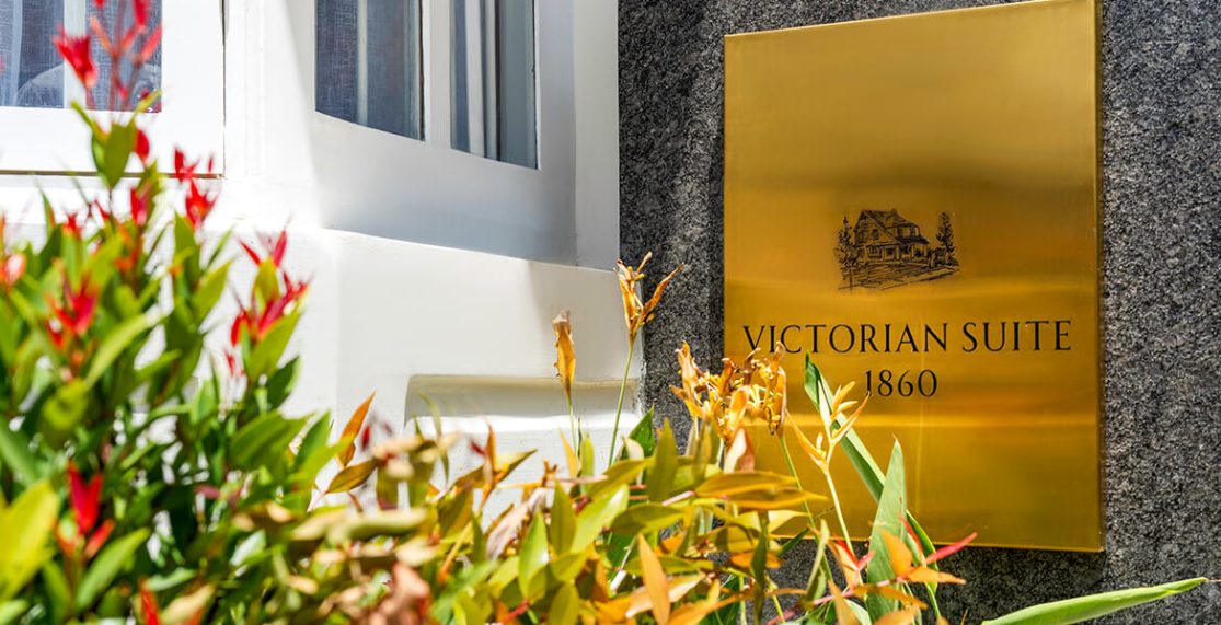Victorian Suite Room
