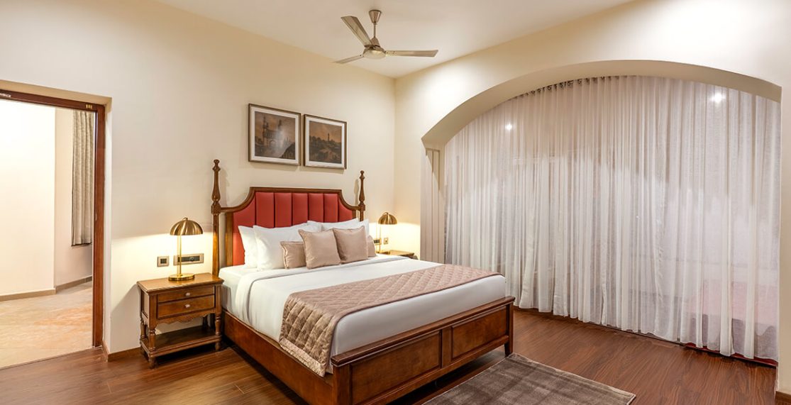 Windsor Suite Room