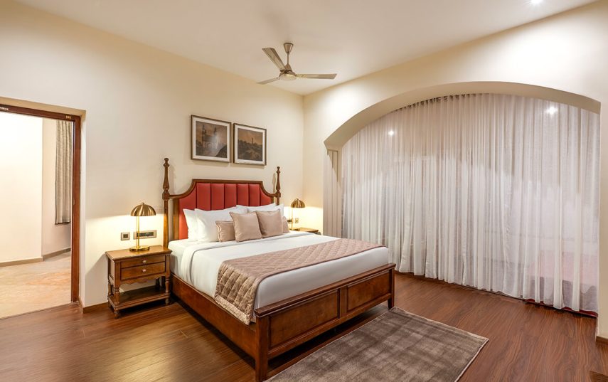 spacious family suite room ooty