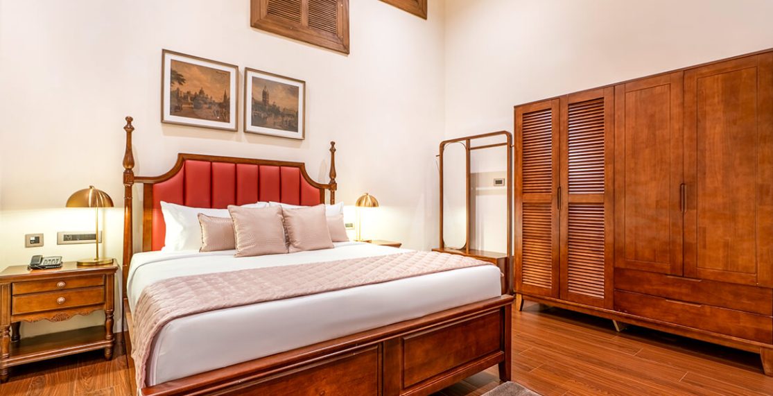 Georgian Suite Room