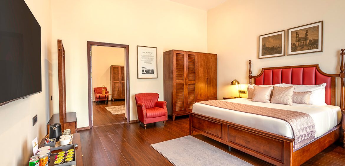 spacious tudor suite room